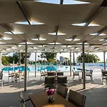 فندق Adelais Bay