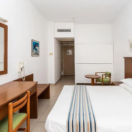 Hotel Adelais Bay Protaras