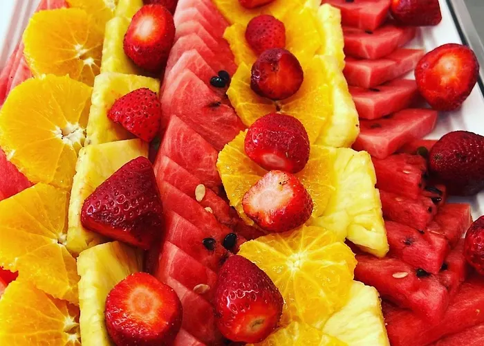 Adelais Bay מלון