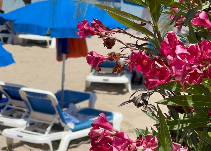 מלון Adelais Bay פרוטאראס