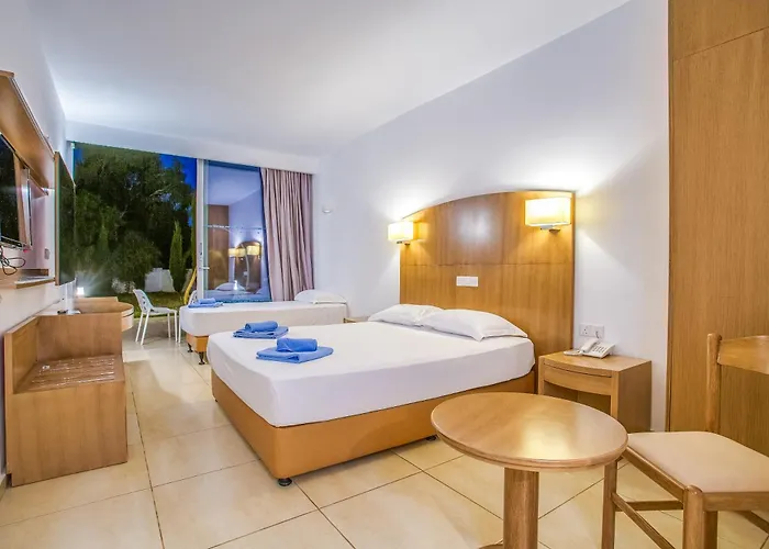 Adelais Bay 3* Protaras