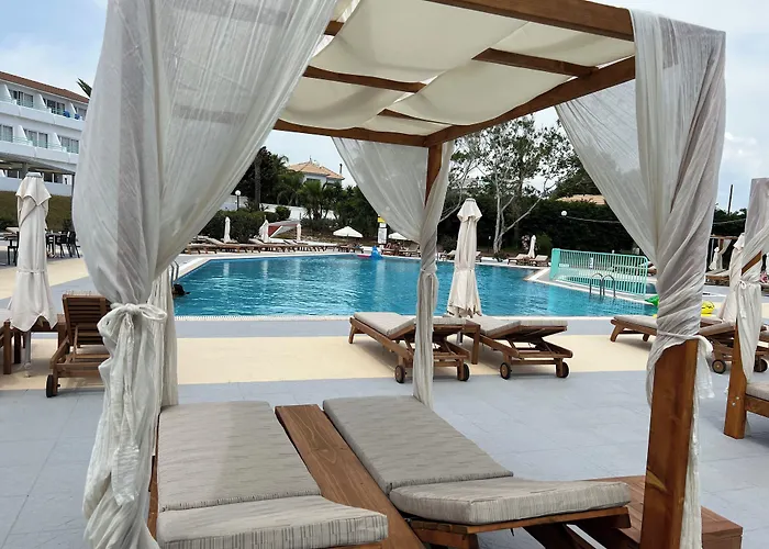 Adelais Bay Hotell Protaras